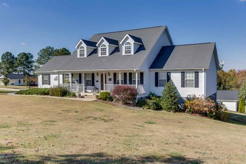 104 Thoroughbred Run sold home in Farms At Beaver, Liberty, SC