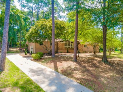 102 Carteret Court