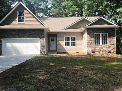 1802 Mcclellan Road sold home in Knoxwood Estate, Anderson, SC