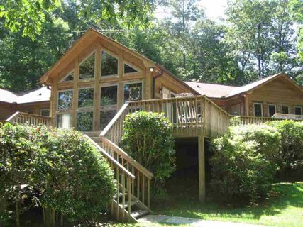 1476 Coneross Point Drive