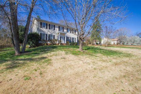 212 Sheffield Court