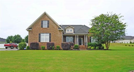 107 Carnoustie Circle