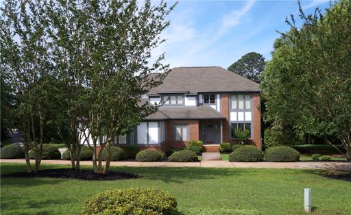 1102 Harpers Way