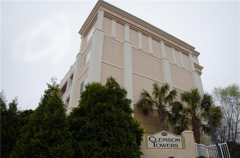 849 Tiger Boulevard 103 sold home in Clemson Towers, Clemson, SC