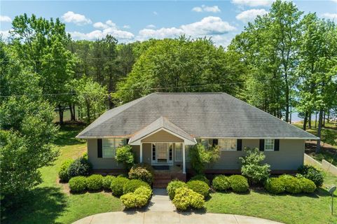 Previously sold for $359,000