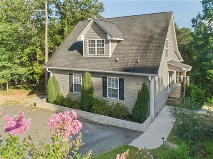 Previously sold for $160,000