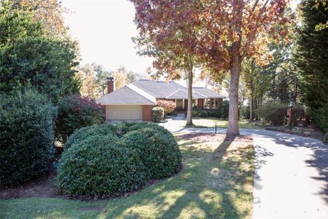 223 Wynmere Way