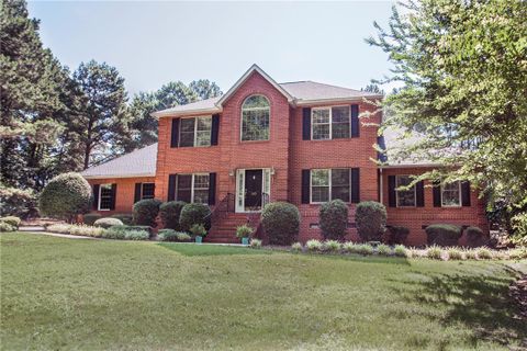 Previously sold for $305,000