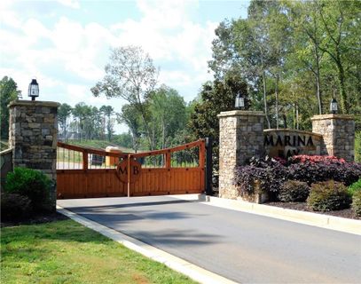812 Mountain Way
