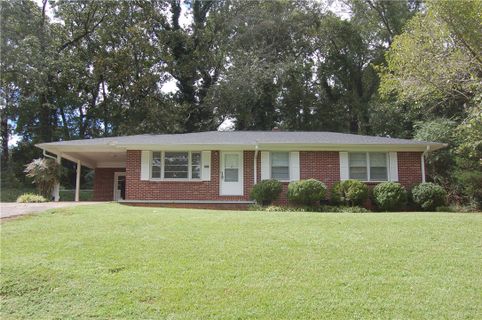 2001 Sunset Drive