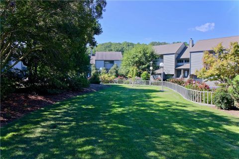 605 Loran Pointe Circle