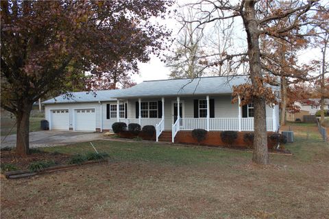 2708 Dellwood Lane
