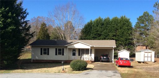 104 Dellwood Circle