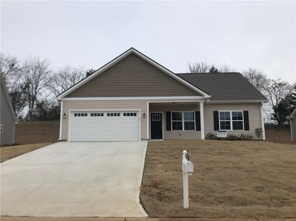 206 Ashwood Lane