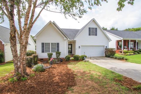 124 Elliott Circle