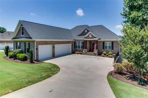 Previously sold for $449,000