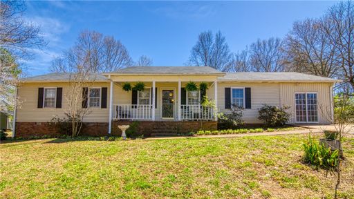 120 Robinwood Lane
