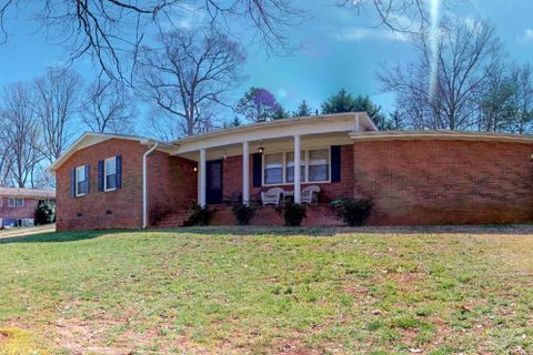 415 Woods Street sold home in Brockwood, Central, SC