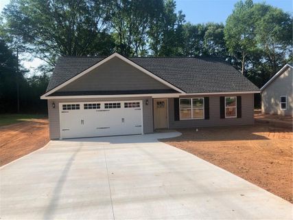 207 Longview Drive