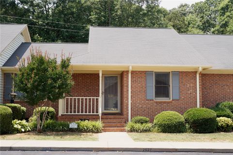 2027 Cardinal Park
