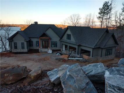 316 Island Drive sold home in Highland Lake Keowee, Six Mile, SC