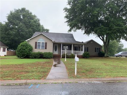 100 Jester Court