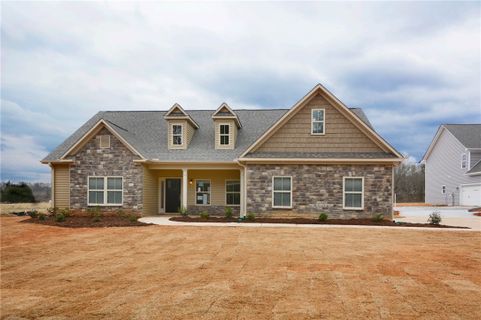 3341 West Georgia Road sold home in Woodside Glen, Piedmont, SC