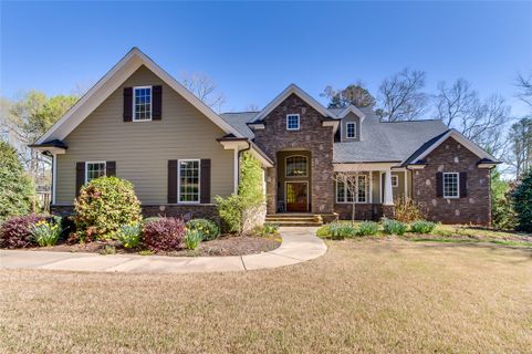 105 Newington Circle
