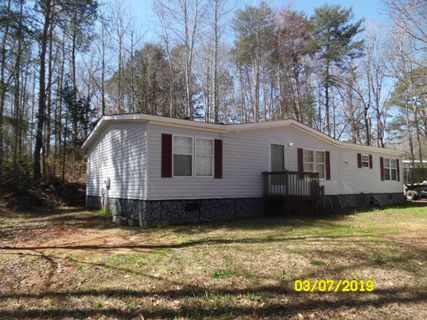 208 Chantilly Circle