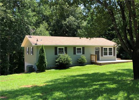 40 Bluebird Court sold home in Edgewood Estate, Walhalla, SC