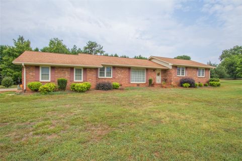 422 Broadway Lake Road