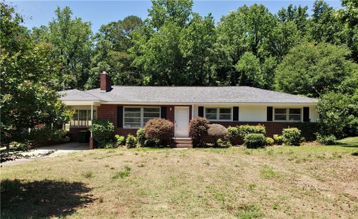 512 Forest Lane