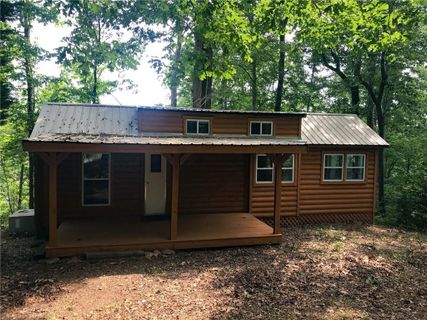 140 Lakehill Drive