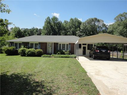 3705 Shawnee Avenue