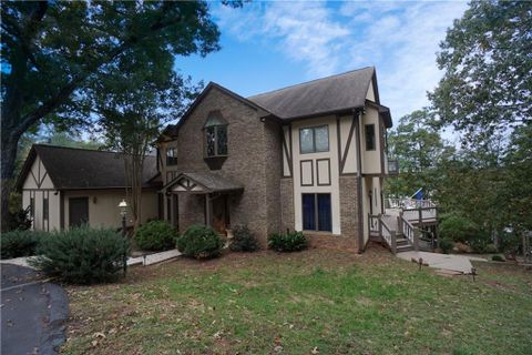 117 Chestnut Lane