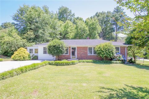 217 Malinda Street sold home in Northside Heights, Walhalla, SC