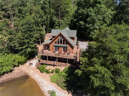 225 Serenity Bay Drive sold home in Serenity Bay, Seneca, SC
