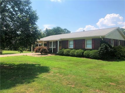 1127 Briarwood Drive