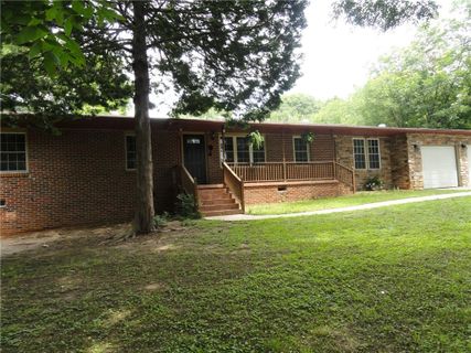 305 Cedar Lane Drive sold home in No Subdivision, Belton, SC