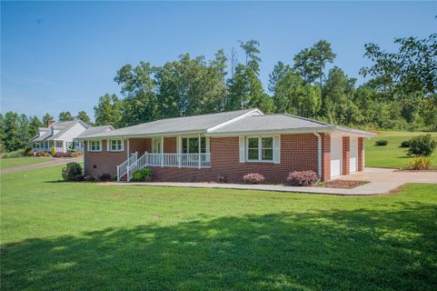 802 Dalton Road