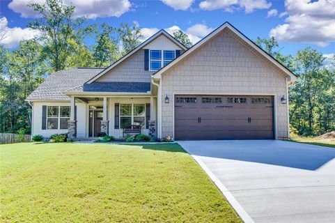 408 Oak Ridge Place