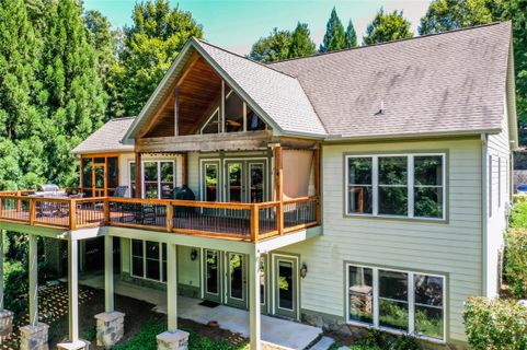 240 Long Bay Drive