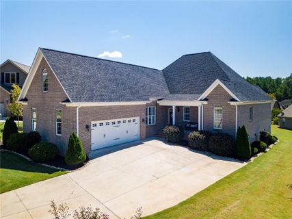 404 Big Barn Court sold home in Cliffabee Leas, Seneca, SC