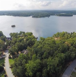 245 Mountain View Pointe Drive