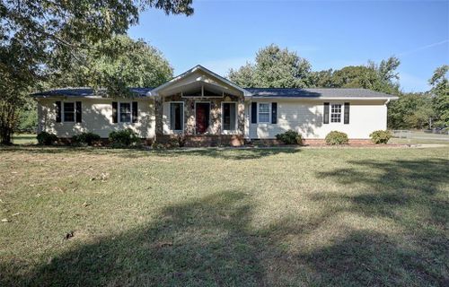 110 Dogwood Court