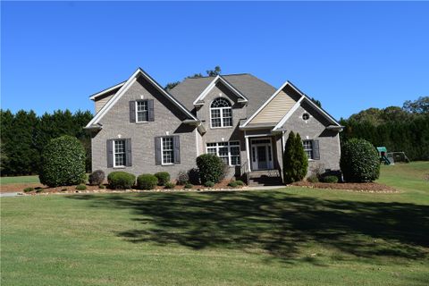 104 Wycombe Drive