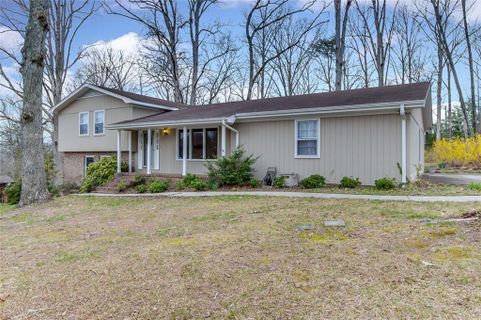124 Stonegate Court