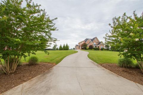106 Lazy Willow Court
