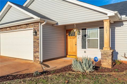 107 Stanmoore Drive