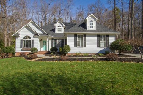 210 Brittany Park